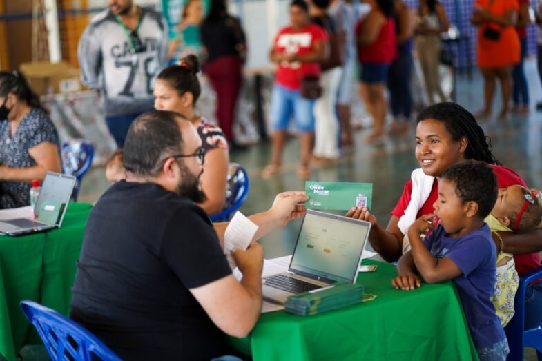 PROGRAMA “PRA TER ONDE MORAR” PROMOVE ENTREGA DE CARTÕES NESTA QUINTA-FEIRA  
