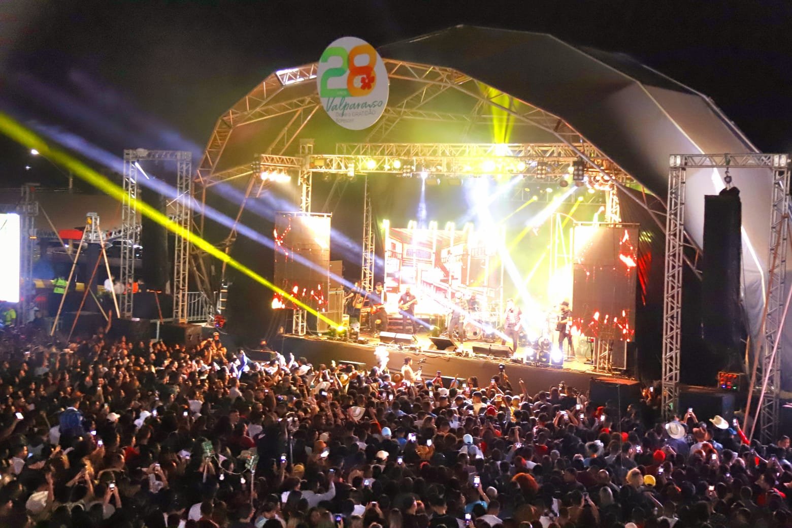 VALPARAÍSO RODEIO SHOW ATRAI CERCA DE 10 MIL PESSOAS POR DIA