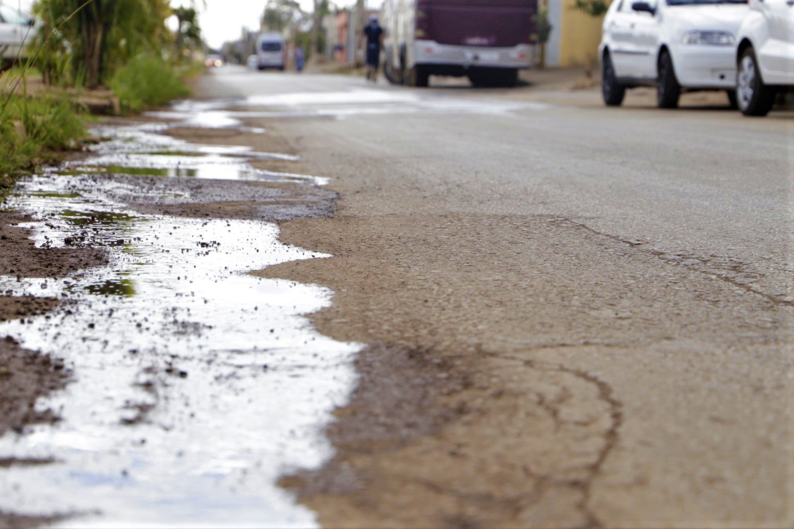 ÁGUA SERVIDA É CRIME AMBIENTAL E PODE CAUSAR PREJUÍZOS À SAÚDE
